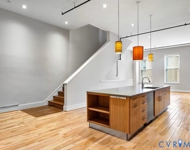 105 E Broad Street - Photo Thumbnail 13