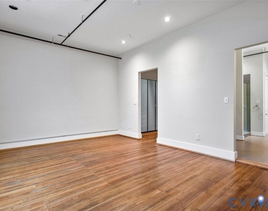 105 E Broad Street - Photo Thumbnail 19