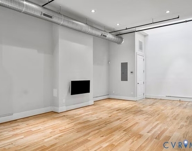 105 E Broad Street - Photo Thumbnail 9