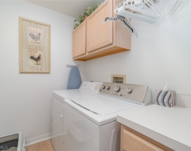 3578 Heron Cove Court - Photo Thumbnail 17