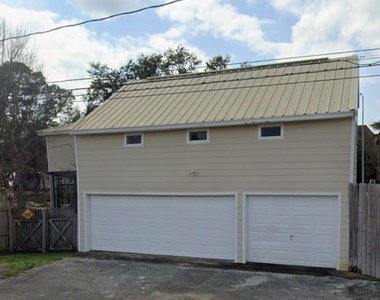 8 Bayvilla Street - Photo Thumbnail 6
