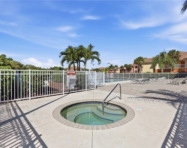 6321 Aragon Way - Photo Thumbnail 24