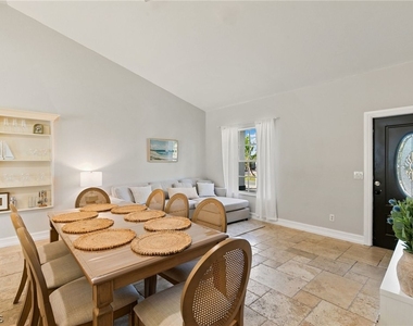 317 3rd Avenue - Photo Thumbnail 4