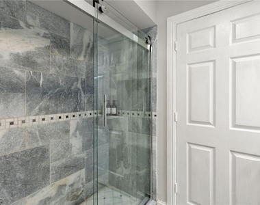 317 3rd Avenue - Photo Thumbnail 20