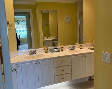 3013 Futuna Lane - Photo Thumbnail 16