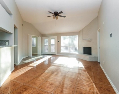 5210 Kristen Court - Photo Thumbnail 2
