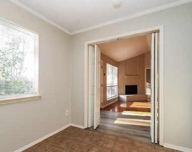 5210 Kristen Court - Photo Thumbnail 7