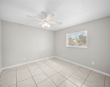 5537 10th Avenue - Photo Thumbnail 5