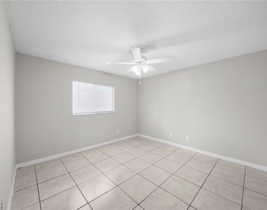 5537 10th Avenue - Photo Thumbnail 7