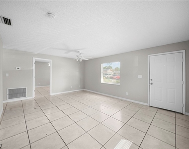 5537 10th Avenue - Photo Thumbnail 6