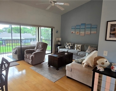 9598 Halyards Court - Photo Thumbnail 10