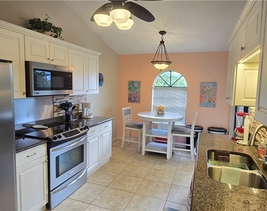9598 Halyards Court - Photo Thumbnail 16