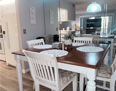 9540 Green Cypress Lane - Photo Thumbnail 6
