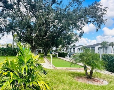 9540 Green Cypress Lane - Photo Thumbnail 44