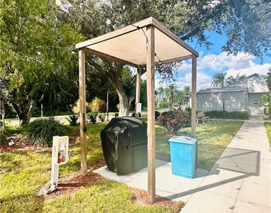 9540 Green Cypress Lane - Photo Thumbnail 41
