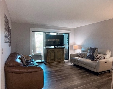 9540 Green Cypress Lane - Photo Thumbnail 4