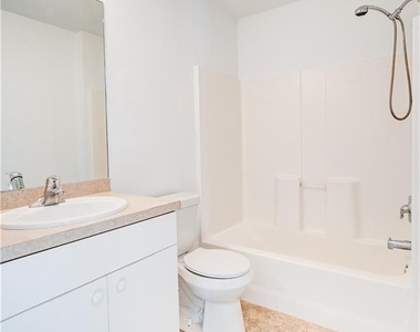 2705 Matena Avenue S - Photo Thumbnail 10