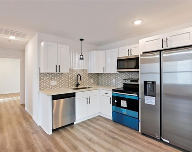 310 Delmar Street - Photo Thumbnail 5