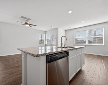 3903 Giorgio Pastel Place - Photo Thumbnail 25