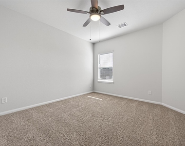 3903 Giorgio Pastel Place - Photo Thumbnail 45