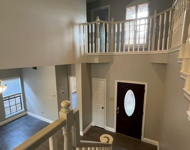 6990 Oakwood Park - Photo Thumbnail 3