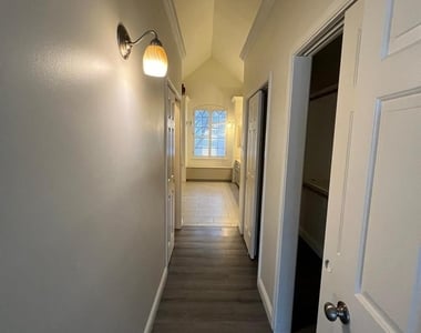 6990 Oakwood Park - Photo Thumbnail 18