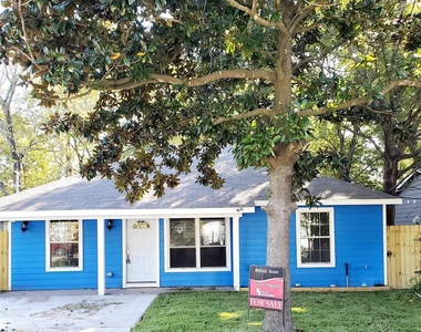 6815 Sidney - Photo Thumbnail 12