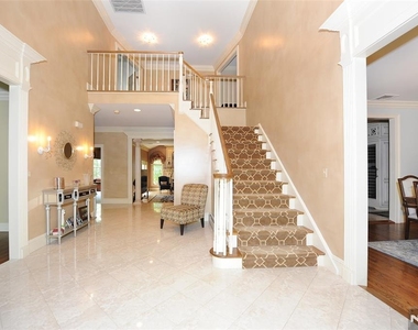 273 Joshua - Photo Thumbnail 5