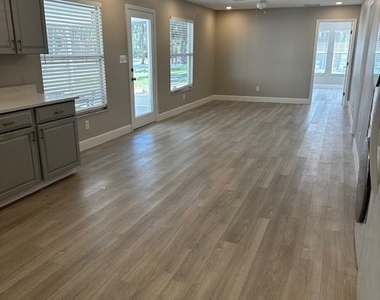 25168 Pinson Drive - Photo Thumbnail 16