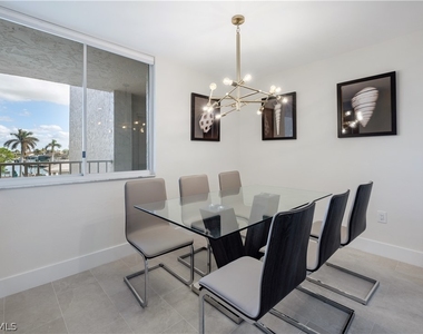 11118 Gulf Shore Drive - Photo Thumbnail 15