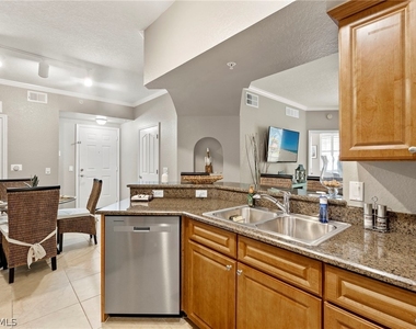 12955 Positano Circle - Photo Thumbnail 4