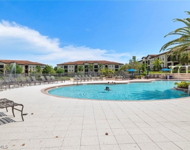12955 Positano Circle - Photo Thumbnail 37