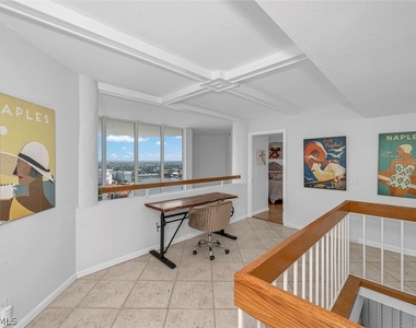 4041 Gulf Shore Boulevard N - Photo Thumbnail 8