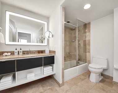 1300 Lamar Street - Photo Thumbnail 27