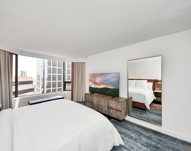 1300 Lamar Street - Photo Thumbnail 22
