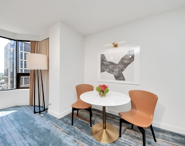 1300 Lamar Street - Photo Thumbnail 17