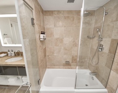 1300 Lamar Street - Photo Thumbnail 31
