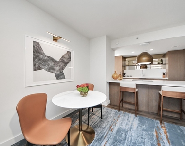 1300 Lamar Street - Photo Thumbnail 18