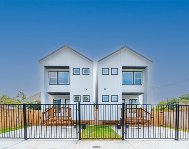 3212 Retta Street - Photo Thumbnail 1