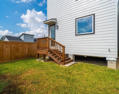 3212 Retta Street - Photo Thumbnail 7