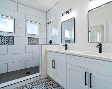 3212 Retta Street - Photo Thumbnail 5