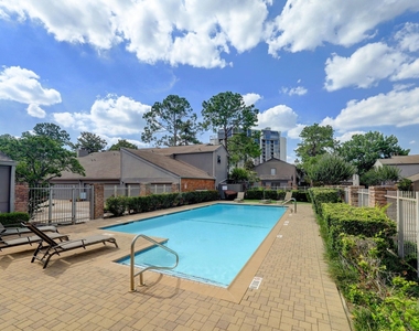 1201 Bering Drive - Photo Thumbnail 17
