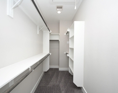5904 Gardendale Drive - Photo Thumbnail 42