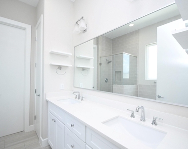 5904 Gardendale Drive - Photo Thumbnail 40