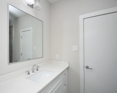 5904 Gardendale Drive - Photo Thumbnail 38