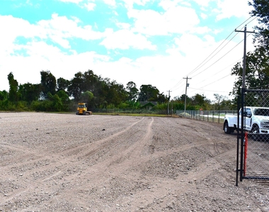 8911 Fm 524 Road - Photo Thumbnail 19