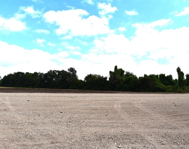 8911 Fm 524 Road - Photo Thumbnail 18