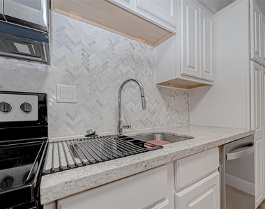 1860 White Oak Drive - Photo Thumbnail 20