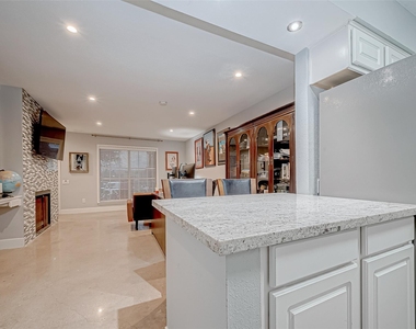 1860 White Oak Drive - Photo Thumbnail 19