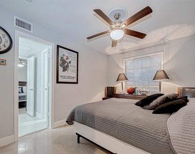 1860 White Oak Drive - Photo Thumbnail 35
